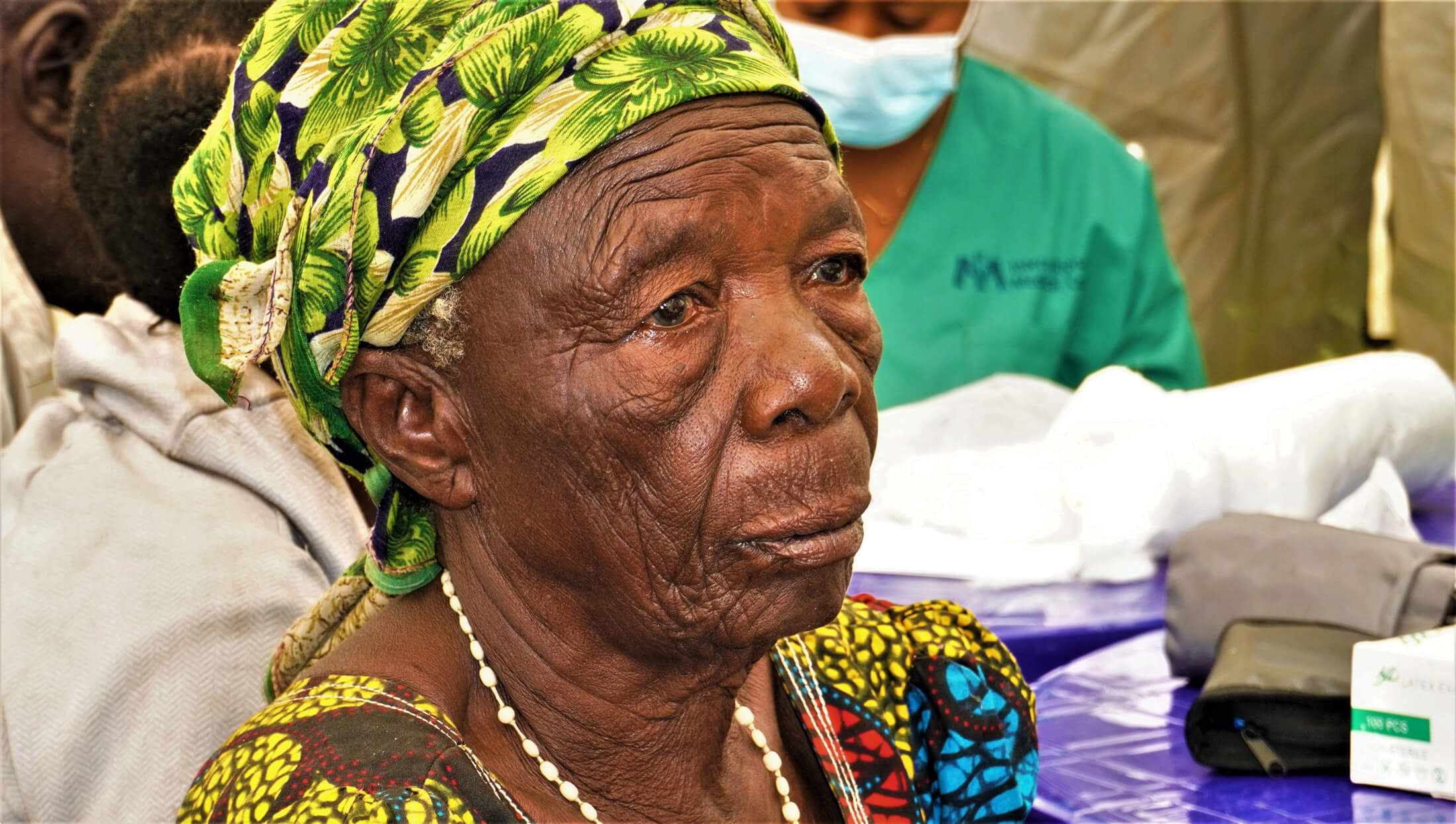 DRC_2023.04.23_MINOVA_Cecilia-TWAVUZE,-a-beneficiary,IDP,-waiting-hopfully-her-consultation-in-MINOVA-Mobile-Clinic