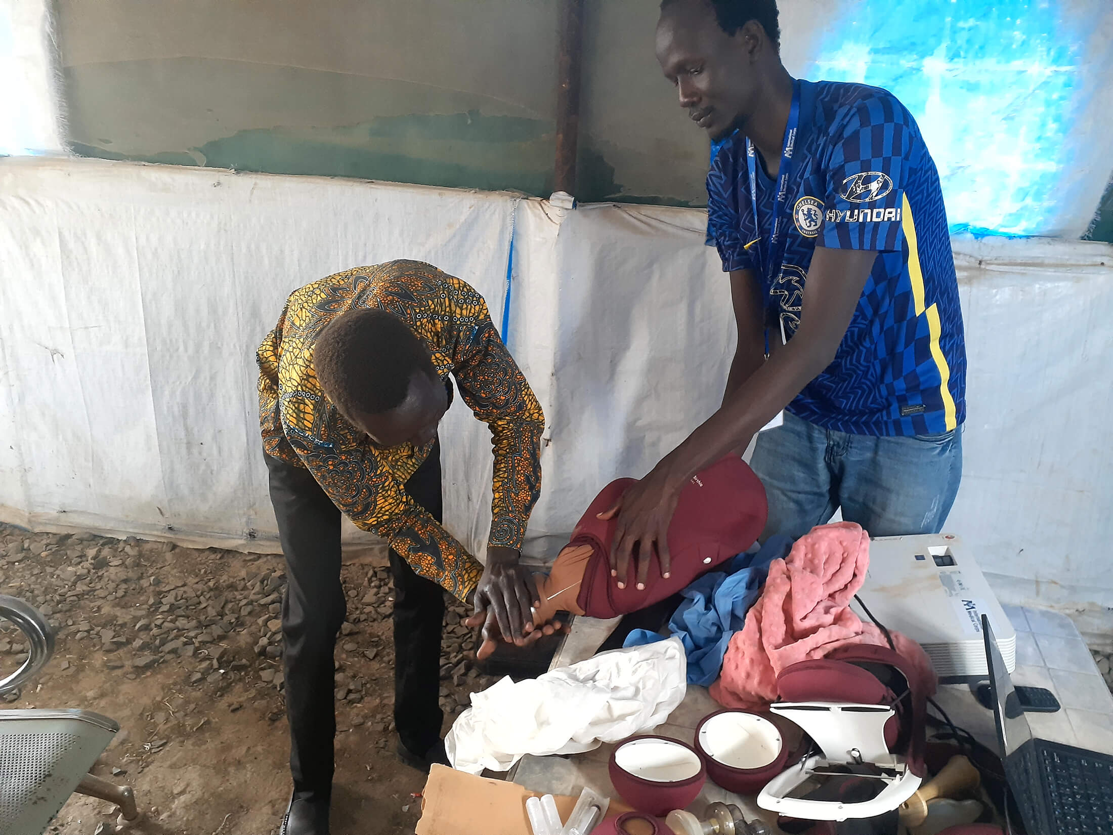 Ngor Gach Arop provides training in Malakal Teaching Hospital on prolonged and obstructed labor.